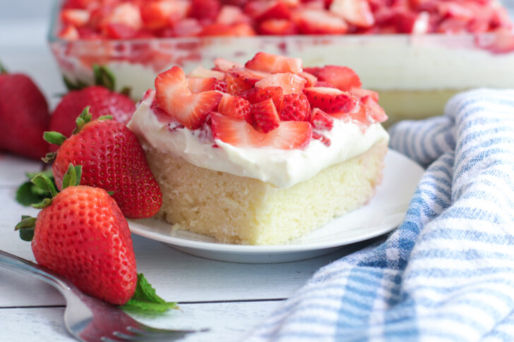 Strawberry Shortcake Cake – The Most Effective Dish simple strawberry shortcake cake recipe