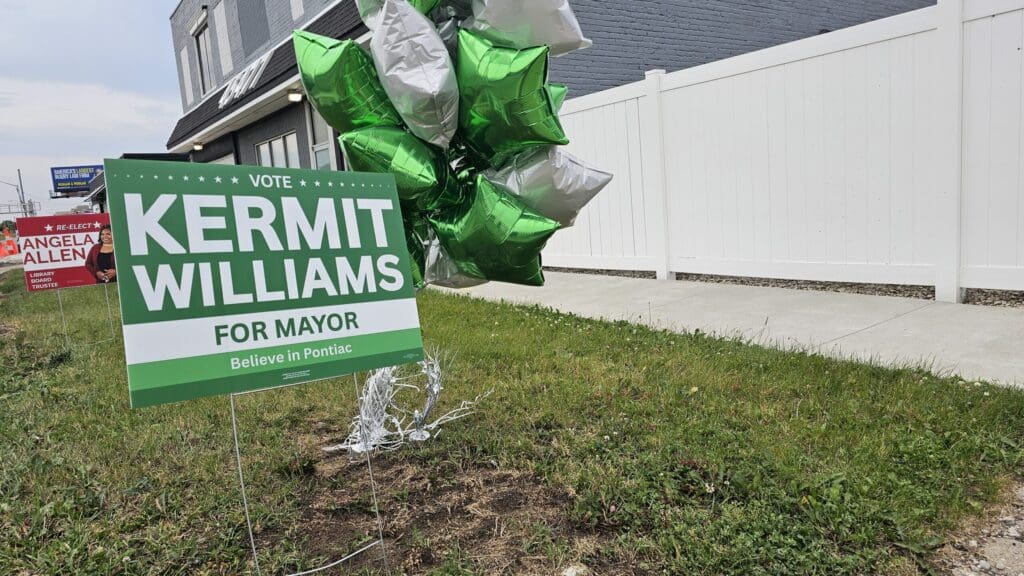 Pontiac Mayoral Candidates Backed By Waters, Lawrence