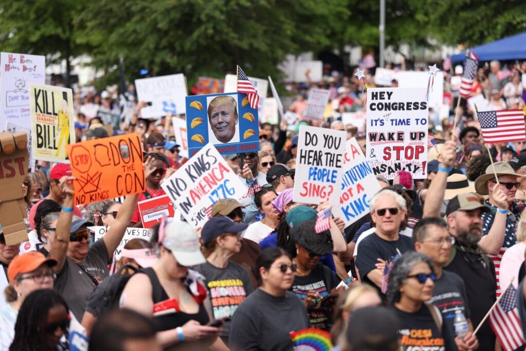 "No Kings" rallies in Atlanta against Trump administration