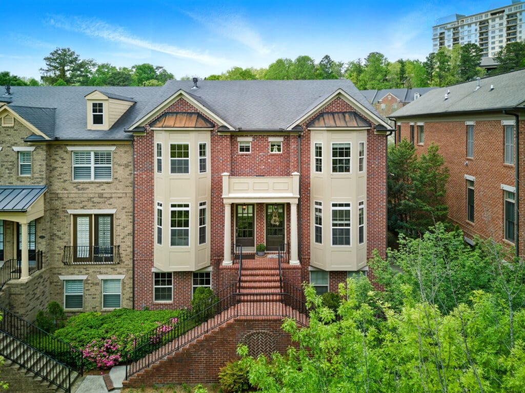#WowWednesday: 2808 Broughton Lane SE, Atlanta, Georgia 30339