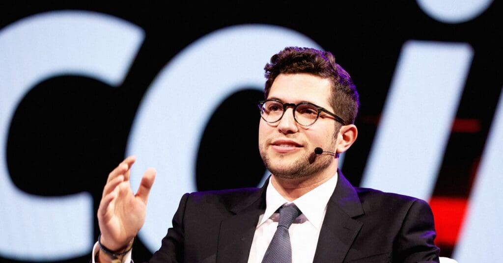 Trump's Commerce Secretary Loves Tariffs. His Former Investment Bank Is Taking Bets Against Them