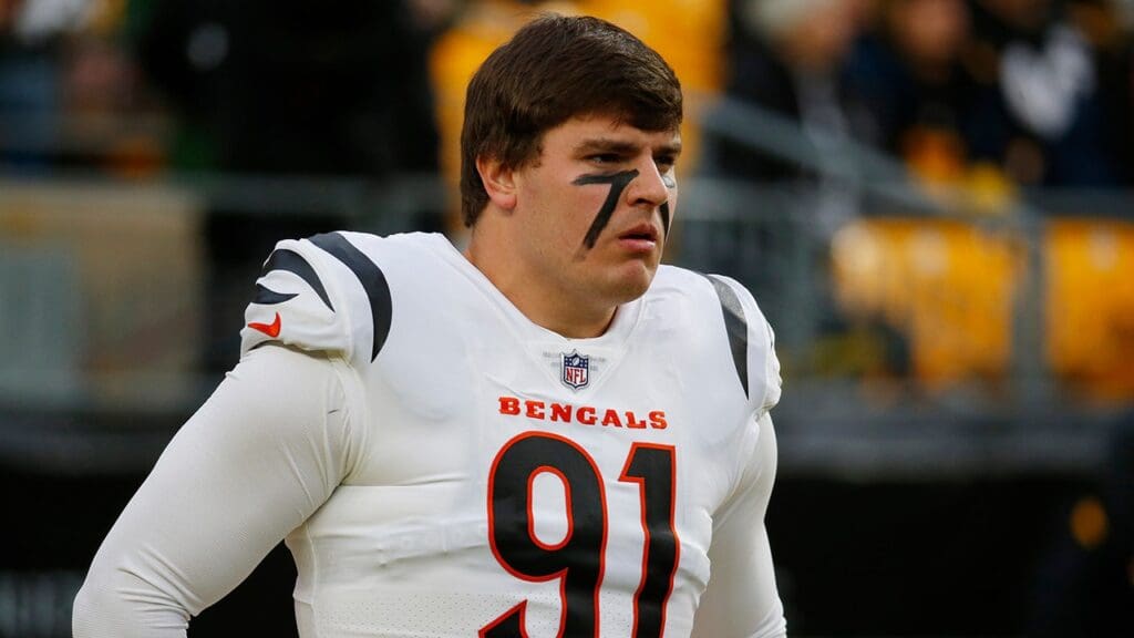 Bengals star Trey Hendrickson ends holdout amid ongoing contract dispute