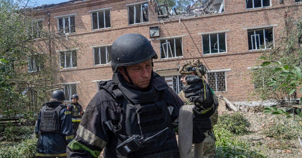 Russia and Ukraine trade aerial attacks, killing 4