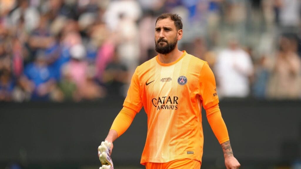 Transfer rumors, news: Man Utd can get Donnarumma for low fee