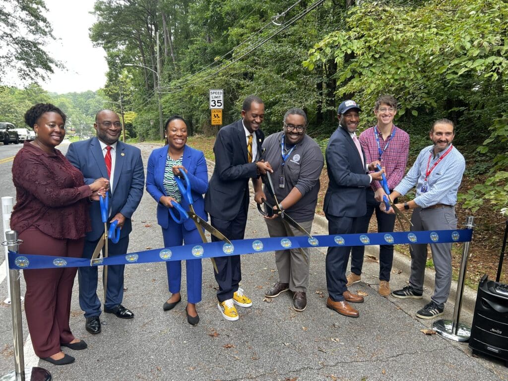 Atlanta's New Walk/Bike Lane for Safer School Travel