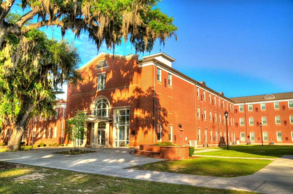savannah state logo 400