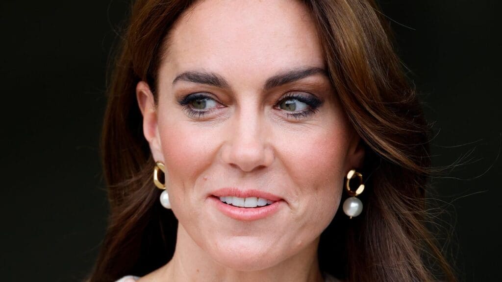 Kate Middleton Adds a Fifth Meaningful Ring to Her Engagement Ring Stack