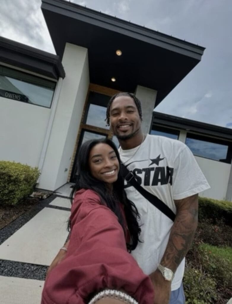 Simone Biles Reveals New Home In Chicago With NFL Husband; And Shows Off Olympic Bikini