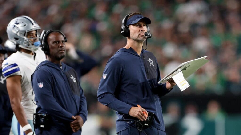 Grading Cowboys performance at Eagles in Week 1: Offense earns C-, good start for Brian Schottenheimer Grading Cowboys performance at Eagles in Week 1: Offense earns C-, good start for Brian Schottenheimer