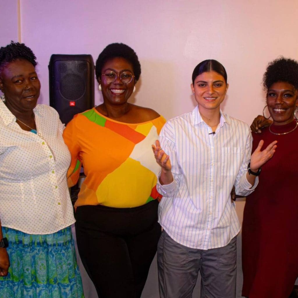 Curaçao as a Trunk Full of Cultures: Migrant Mothers Tell Their Story in Mama Baranka Curaçao as a Trunk Full of Cultures: Migrant Mothers Tell Their Story in Mama Baranka