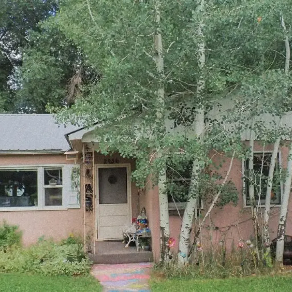 A house in Deland that can be sold for cash