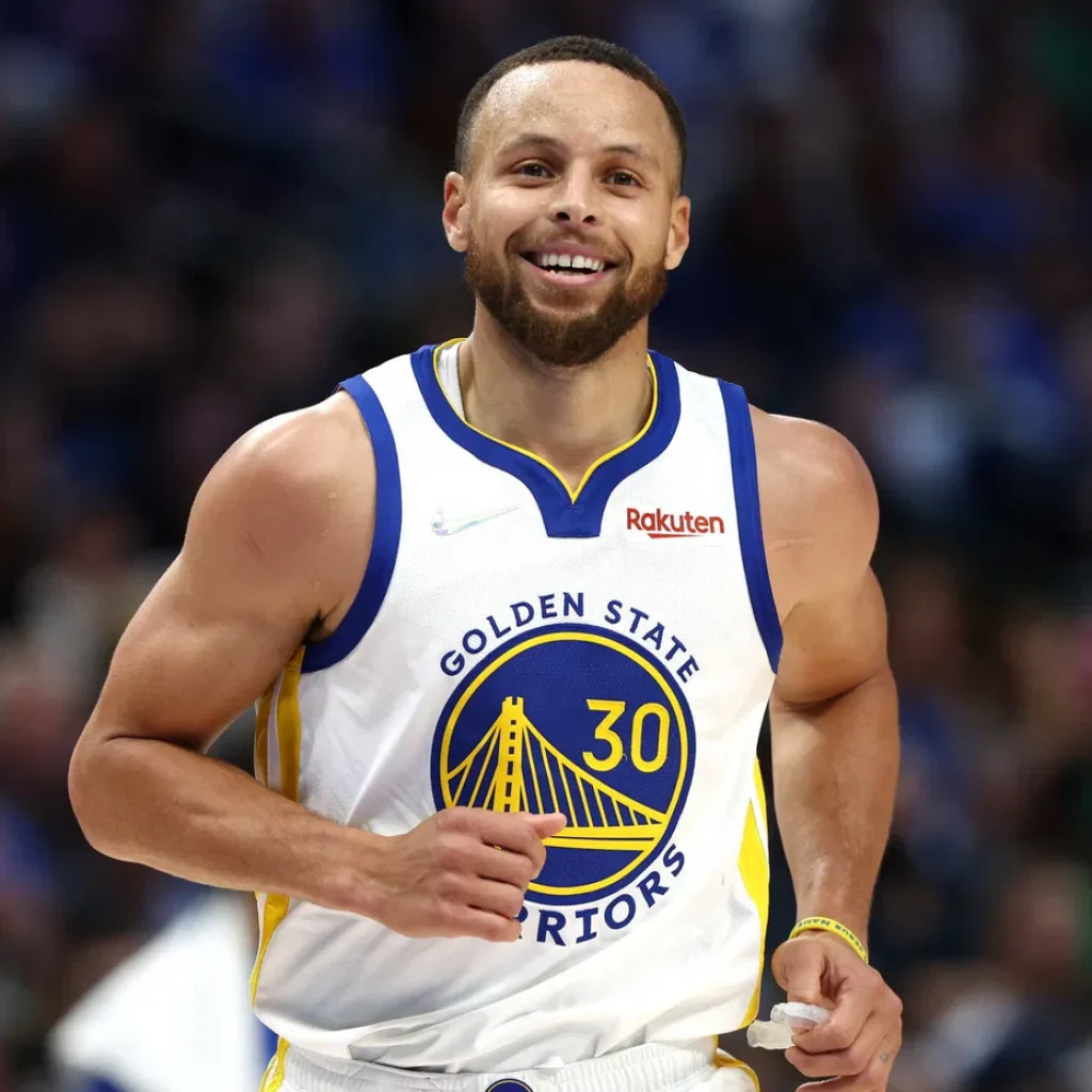 Steph Curry Set NBA Record With Father For Combined Games