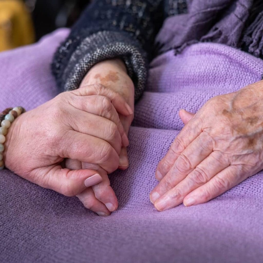 Nervous About Visiting a Loved One in Memory Care? Here Are Some Tips