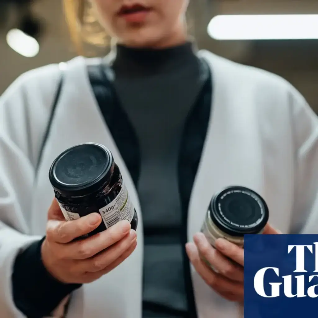 US agency did not perform safety checks of more than 100 food ingredients, analysis finds | US news