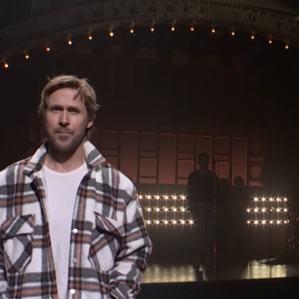 Who Introduced Harry Styles on SNL?