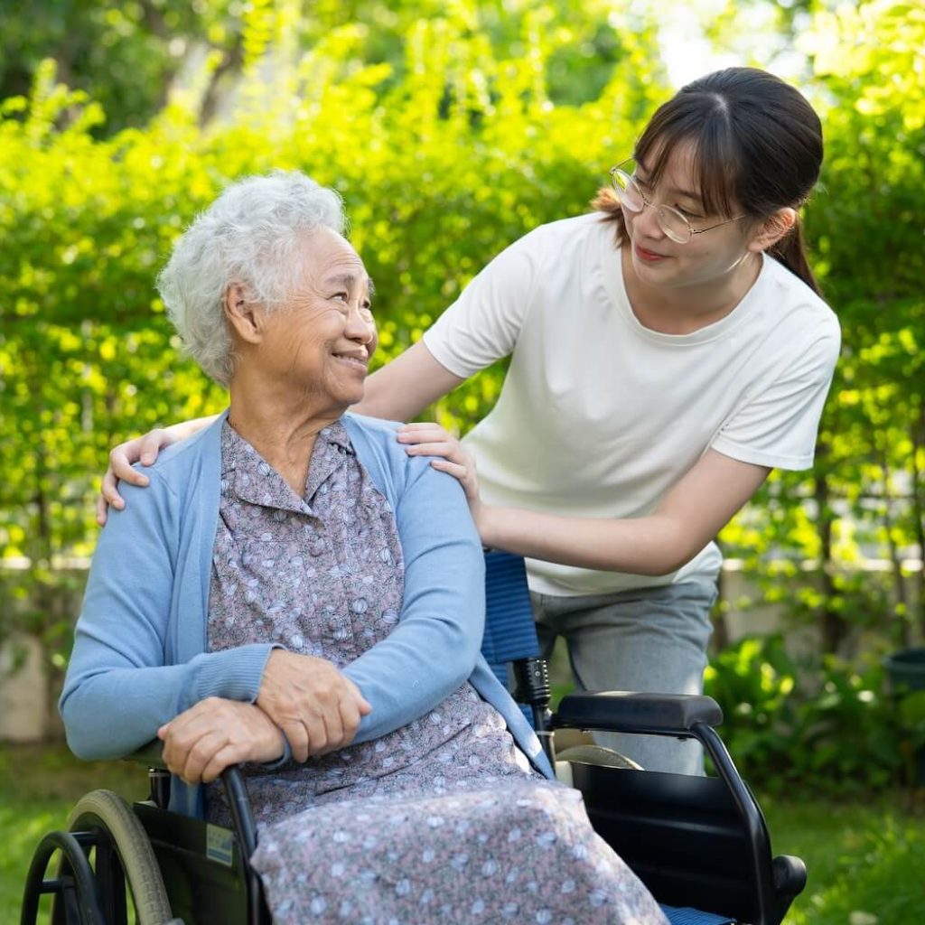 How To Help Your Senior Parents Feel Better About the Mental and Physical Changes That Come With Aging