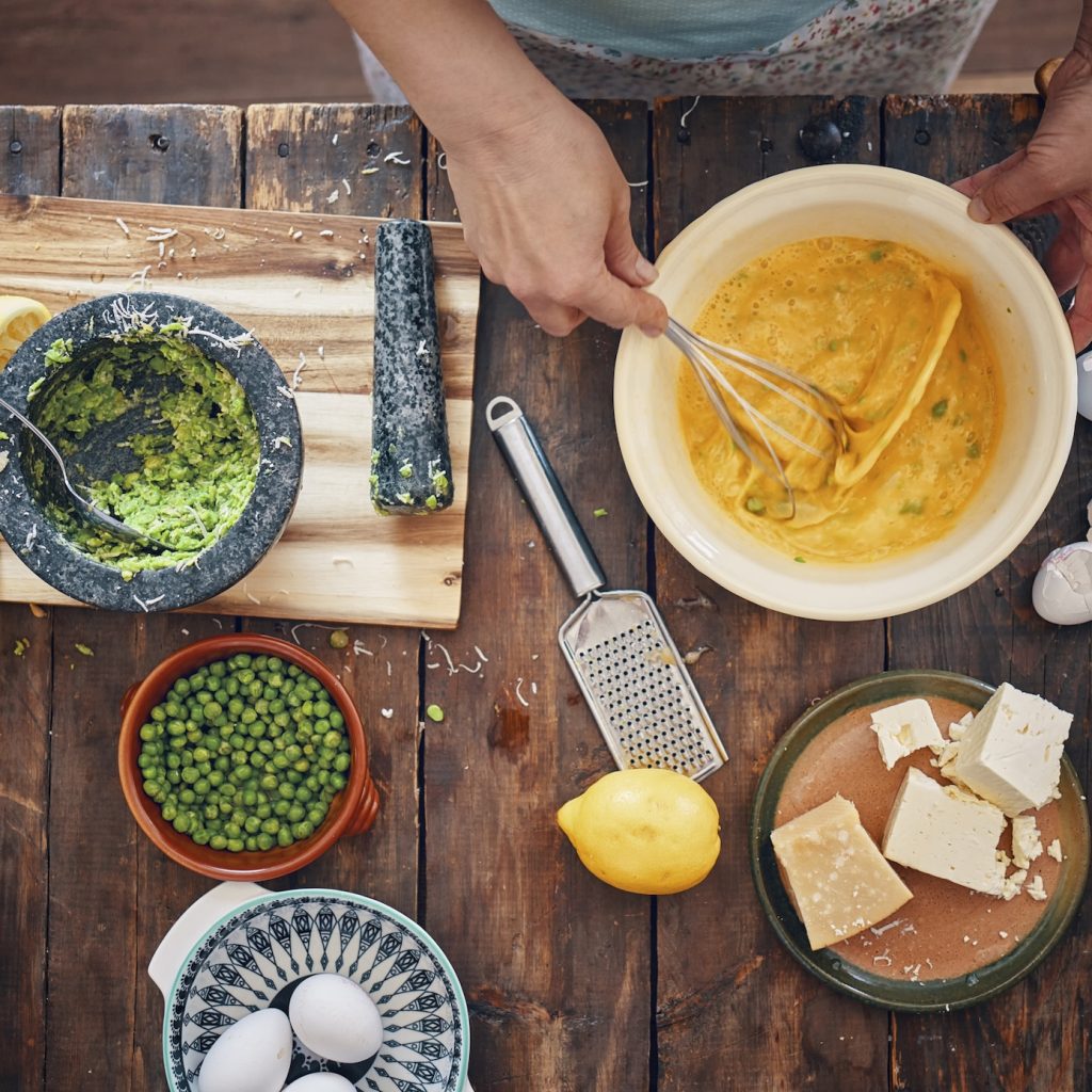 Making a maximalist omelette (GMVozd / Getty Images )