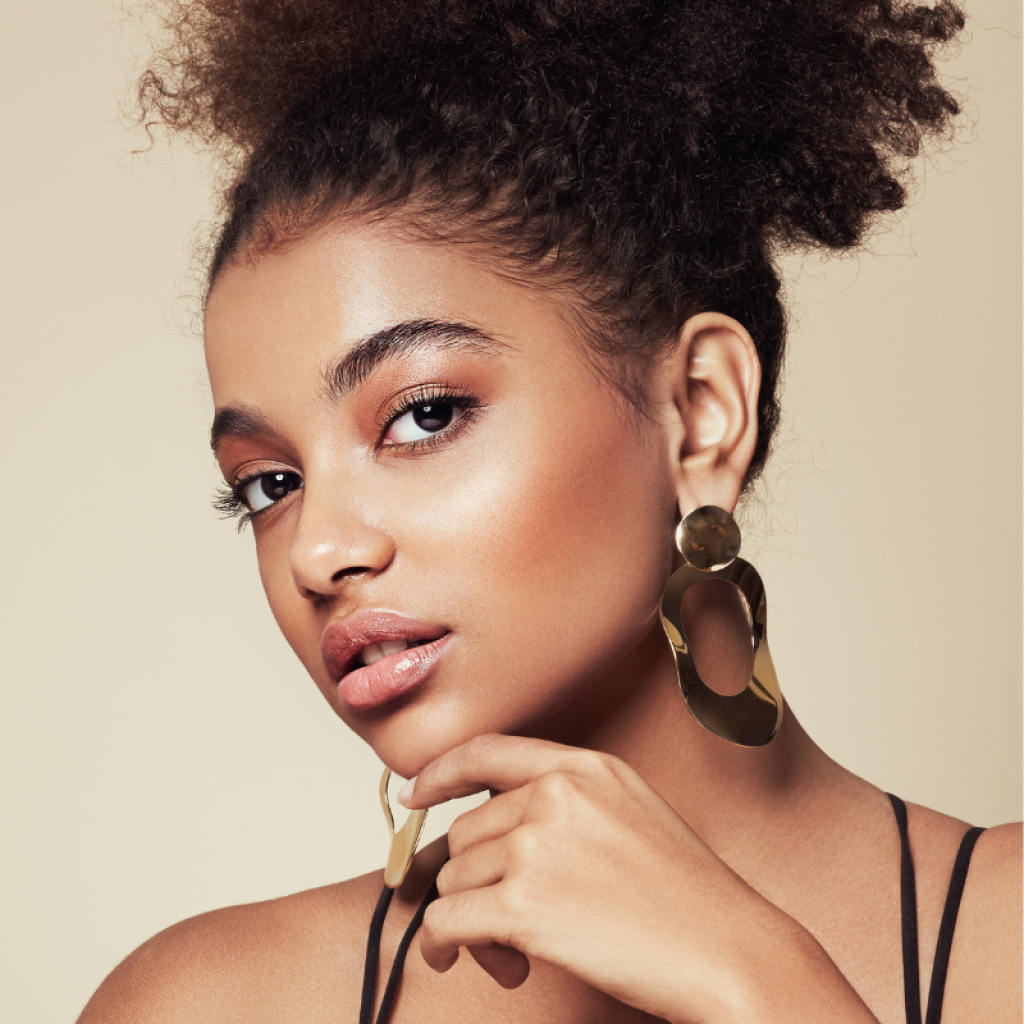 Why Your Natural Hair Still Feels Dry (Even When You Moisturize)