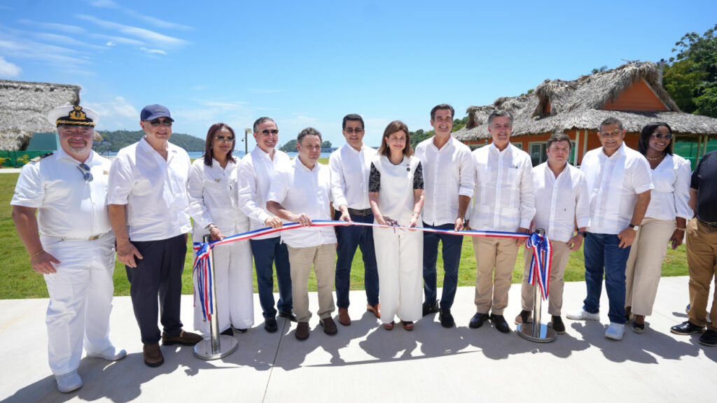Samaná opens first phase of Bayport cruise terminal Samaná opens first phase of Bayport cruise terminal
