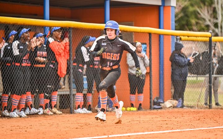 Hudson Named NFCA Second Team All-South Region Hudson Named NFCA Second Team All-South Region