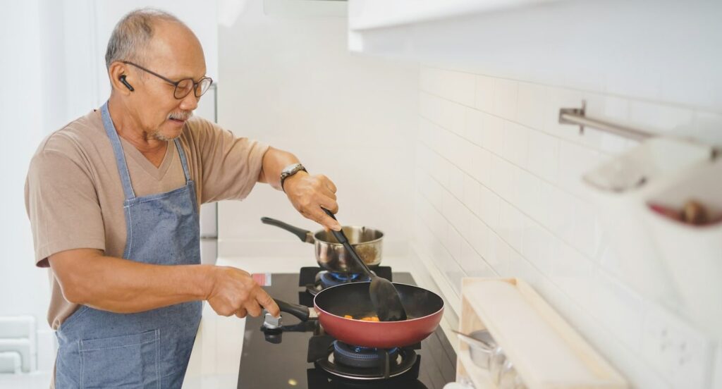 Preparing Home-Cooked Meals Once in a While May Reduce Dementia Risk in Seniors by 30%