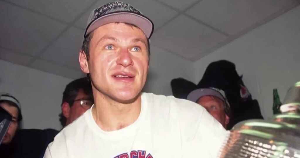 New spotlight on CTE after hockey legend’s death by suicide New spotlight on CTE after hockey legend's death by suicide