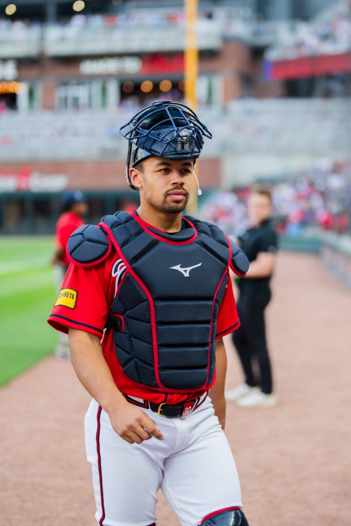 Braves overcome recent losses, beat Brewers 3-1