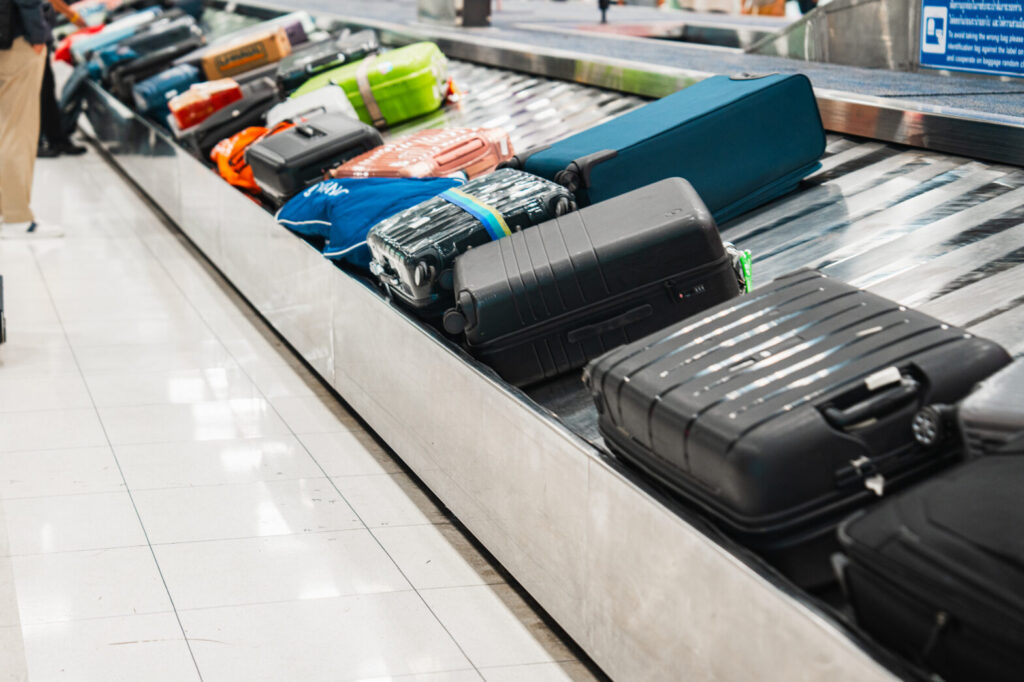New Checked Bag Scam Could Link Innocent Travelers To Drug-Filled Luggage New Checked Bag Scam Could Link Innocent Travelers To Drug-Filled Luggage