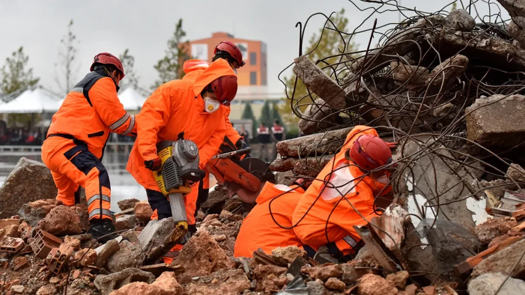Back-to-Back Venezuela Earthquakes Devastate Capital