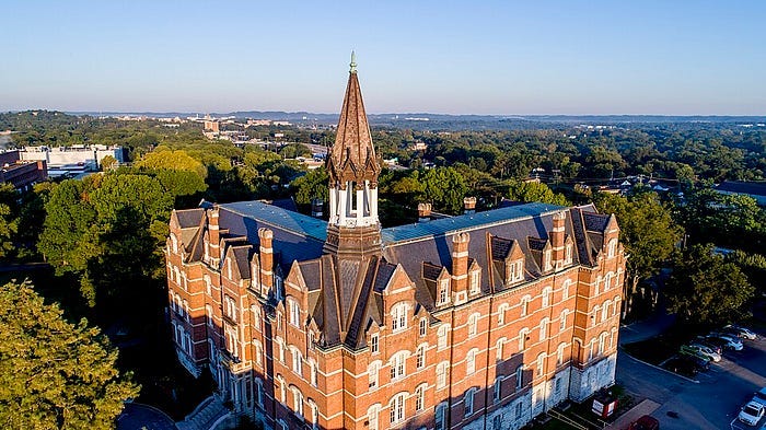 What Is and Isn’t Known About the Proposed Data Center at Fisk University What Is and Isn’t Known About the Proposed Data Center at Fisk University