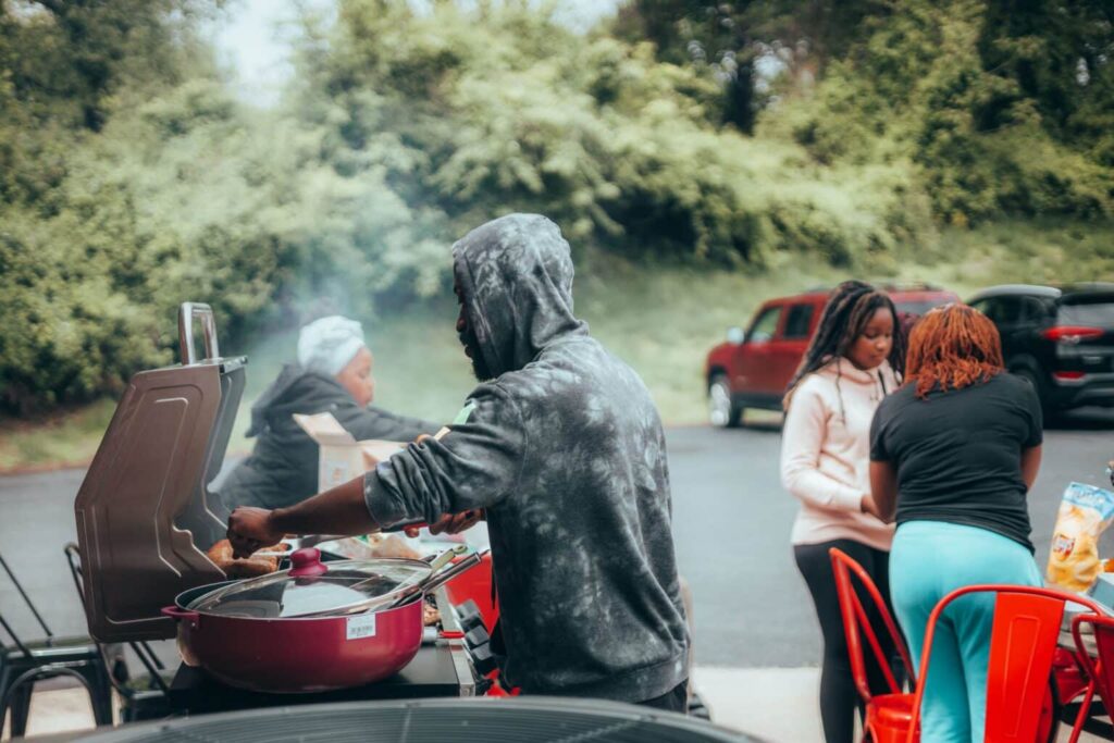 How to Make a Family Cookout Welcoming for Kids Family cookout