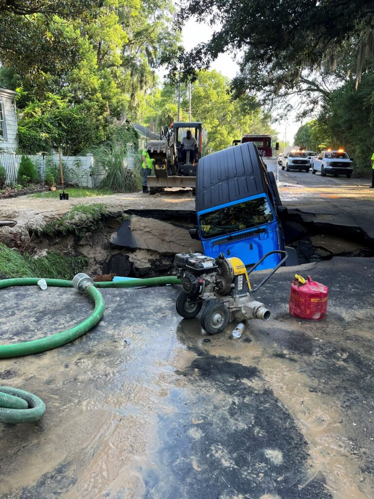 Bee Road Areas Impacted by Water Main Break Reopened • Savannah, GA Bee Road Areas Impacted by Water Main Break Reopened • Savannah, GA