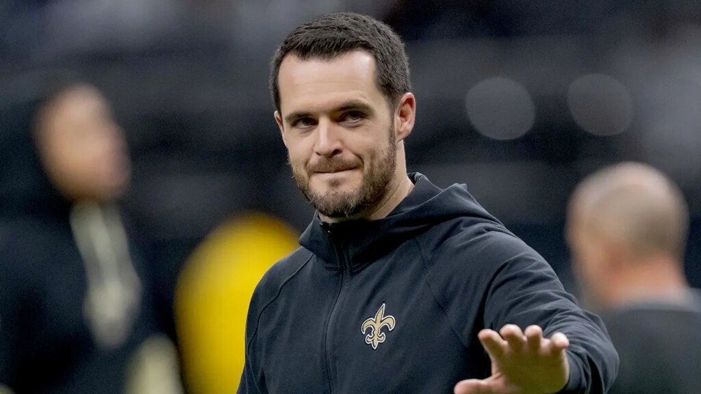 NFL news: Derek Carr reveals multiple teams reached out about a comeback NFL news: Derek Carr reveals multiple teams reached out about a comeback