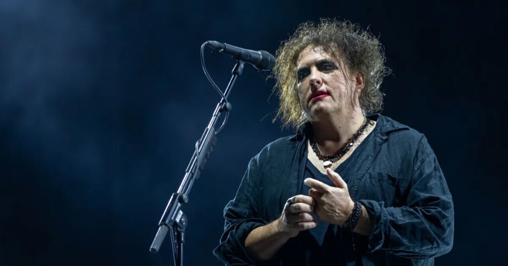 The Cure’s Robert Smith Slams World Cup Final Halftime Show The Cure's Robert Smith Slams World Cup Final Halftime Show