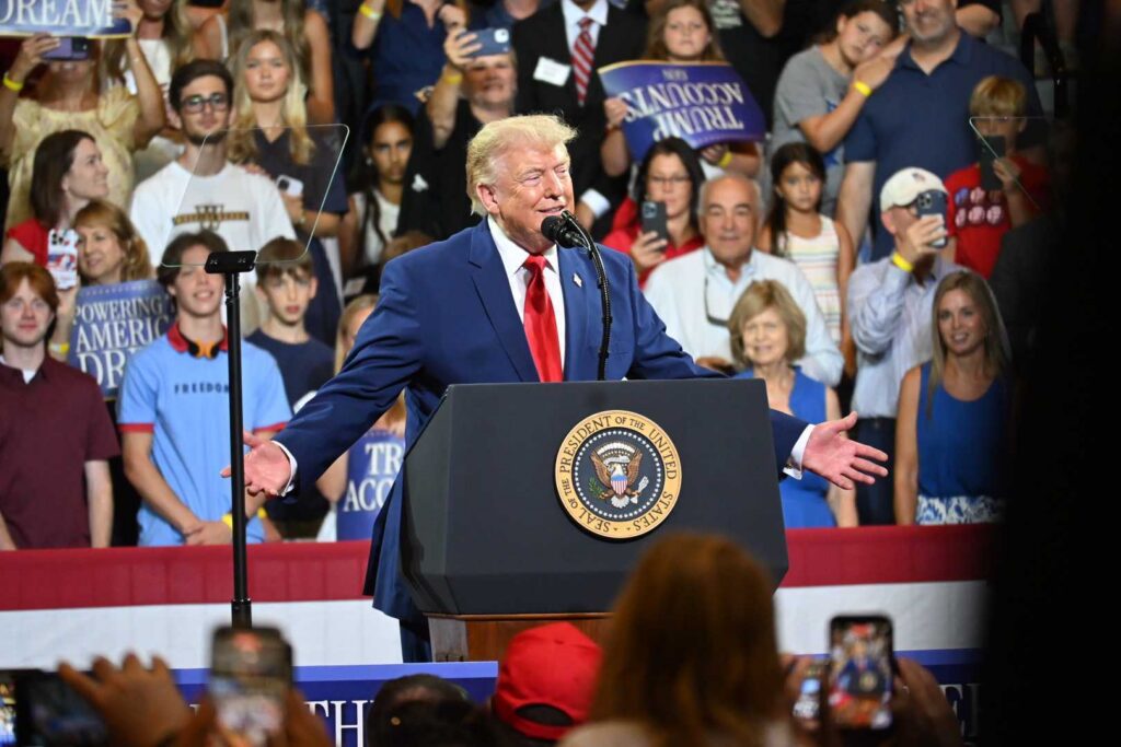 Donald Trump promotes economic plan in Georgia visit Donald Trump promotes economic plan in Georgia visit