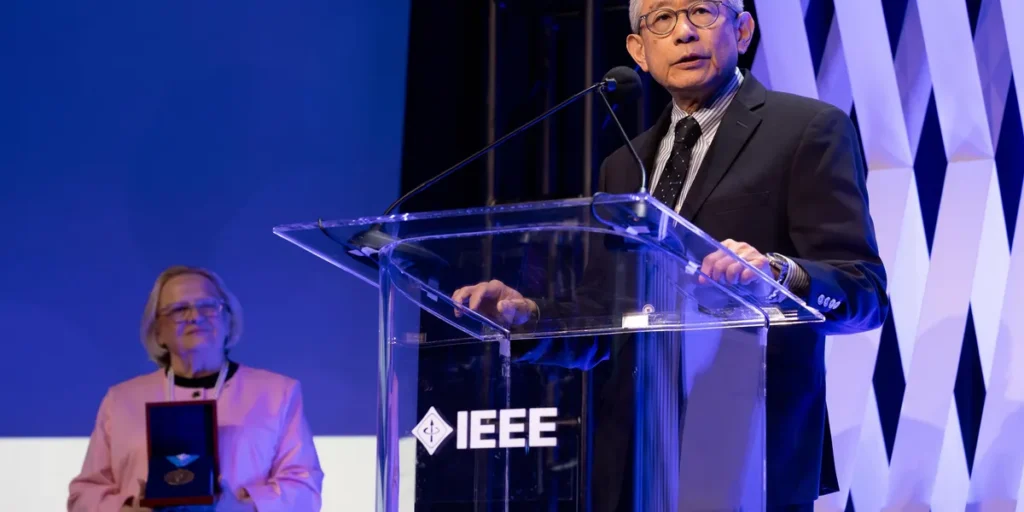 2022 IEEE President K.J. Ray Liu Honored for Leadership 2022 IEEE President K.J. Ray Liu Honored for Leadership