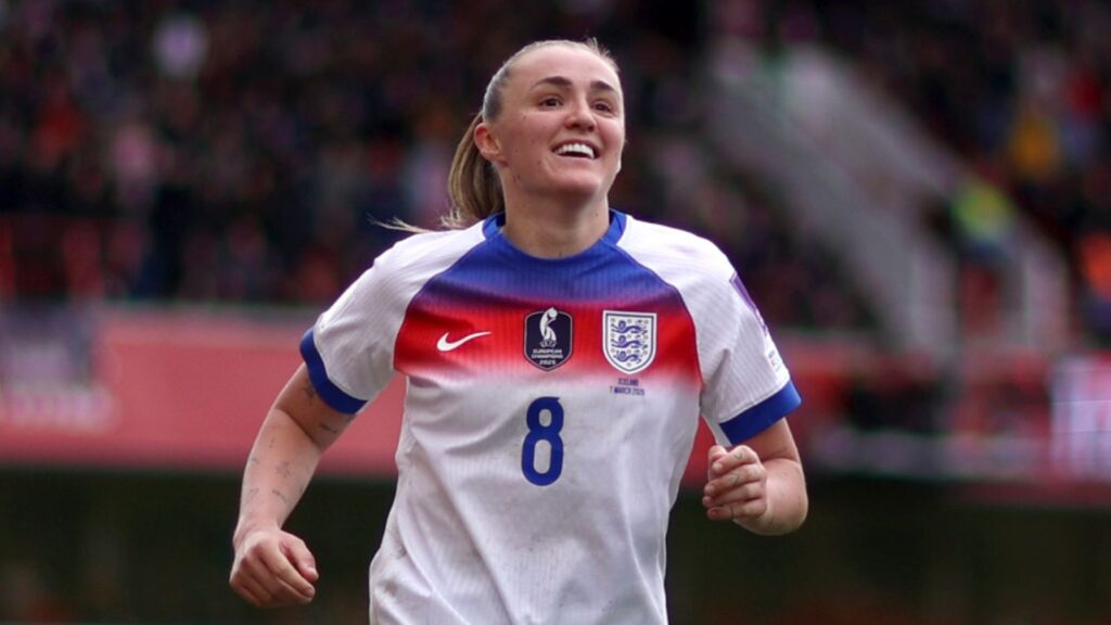 Georgia Stanway: Arsenal sign Lionesses midfielder after Bayern Munich departure | Football News Georgia Stanway celebrates after doubling England