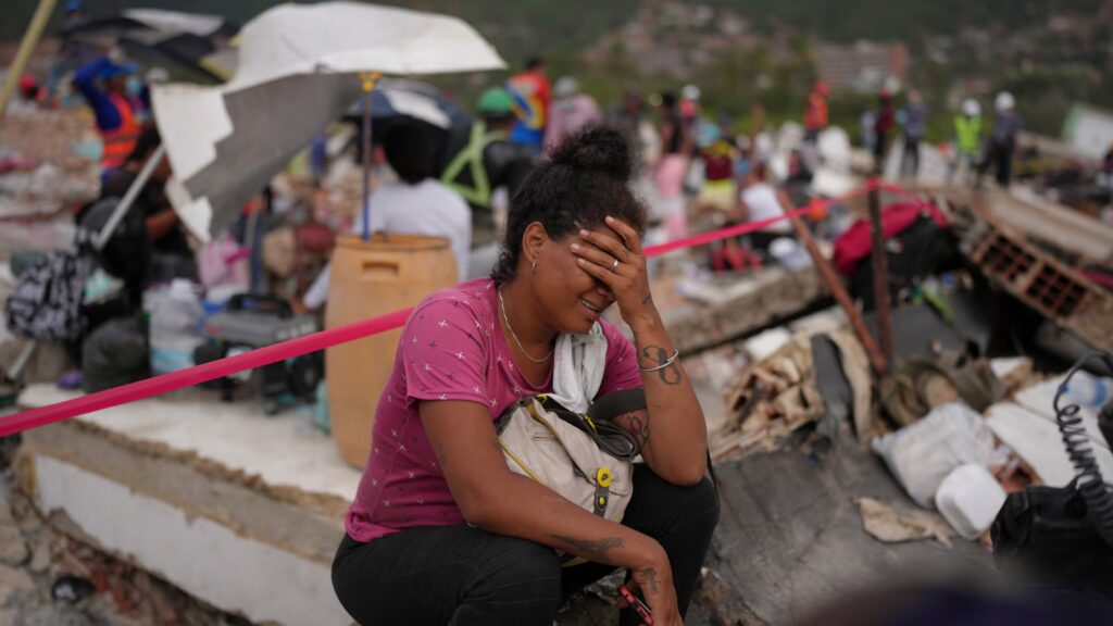 Venezuelan medics fear infections from quake injuries as search for untold dead continues Venezuelan medics fear infections from quake injuries as search for untold dead continues