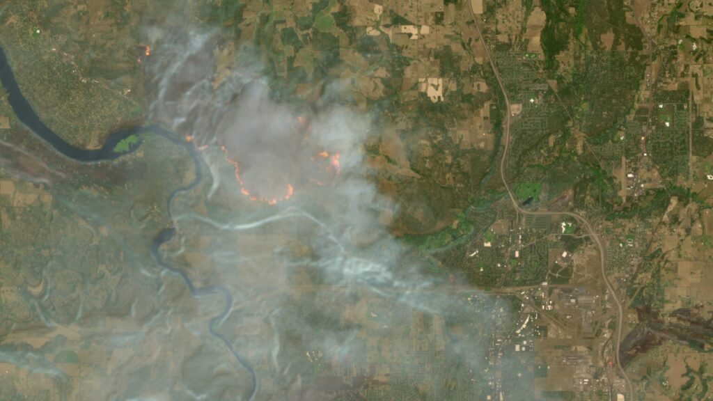 Europe’s free satellite service just made it easier to track wildfires Europe's free satellite service just made it easier to track wildfires
