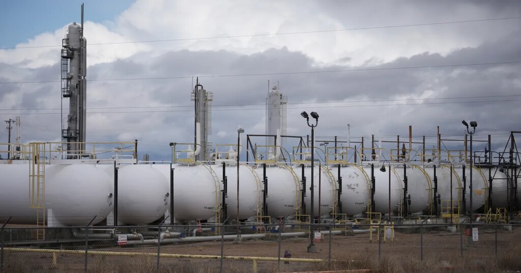 Data Centers Are Driving an Alarming Gas Power Expansion in the US Data Centers Are Driving an Alarming Gas Power Expansion in the US
