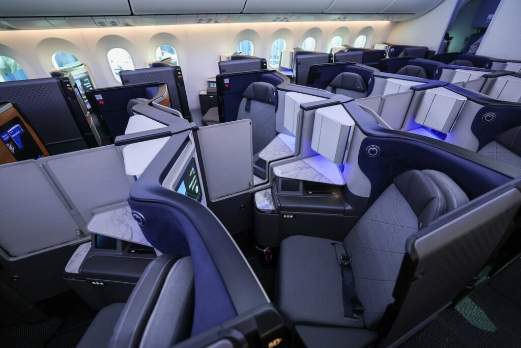United’s New Business-Class Seats Had Privacy Doors Passengers Couldn’t Use — Until Now United’s New Business-Class Seats Had Privacy Doors Passengers Couldn’t Use — Until Now