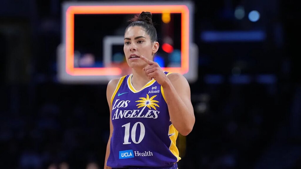 WNBA news: Kelsey Plum traded to Phoenix Mercury from LA Sparks WNBA news: Kelsey Plum traded to Phoenix Mercury from LA Sparks