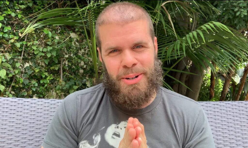 Perez Hilton TikTok Livestream Ends With Miami Hospital Stay Perez Hilton