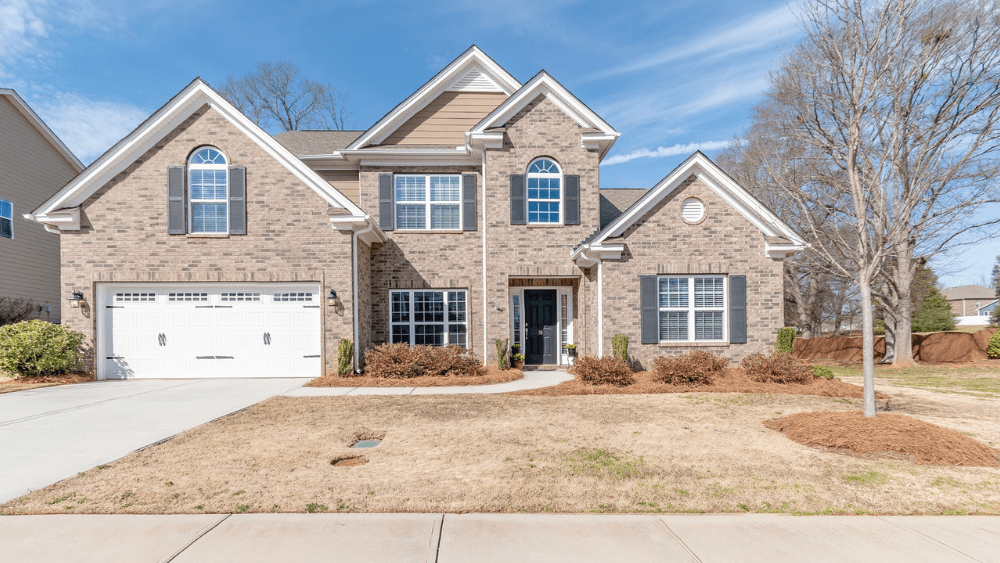 5 Top We Buy Houses for Cash Companies in Dothan, AL A home located in Dothan, Alabama where homeowners have the option to sell their home to a we buy houses company