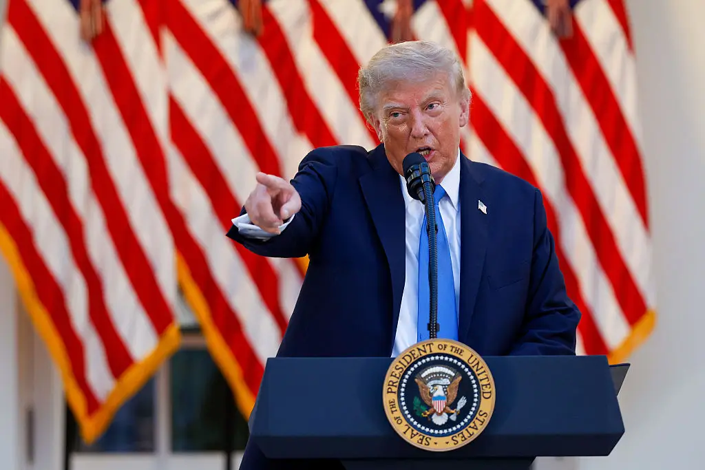 Trump Bans Major News Outlets, Launches His Own 24/7 TV Empire — But Just Hours After the Announcement, One Humiliating Detail Steals the Entire Show Trump Bans Major News Outlets, Launches His Own 24/7 TV Empire — But Just Hours After the Announcement, One Humiliating Detail Steals the Entire Show