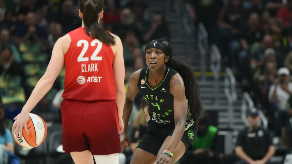 Ex-LSU women’s basketball star Flau’Jae Johnson sets Seattle Storm record Ex-LSU women's basketball star Flau'Jae Johnson sets Seattle Storm record