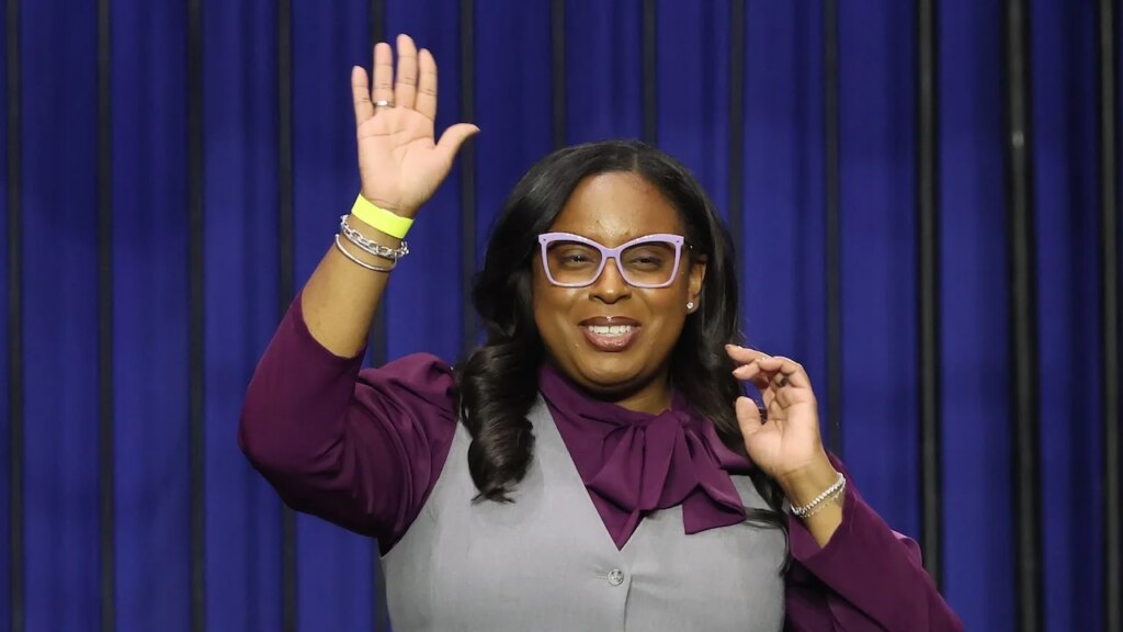 LaMonica McIver takes ICE oversight case to full appeals court: ‘I will fight like hell’ LaMonica McIver takes ICE oversight case to full appeals court: ‘I will fight like hell’