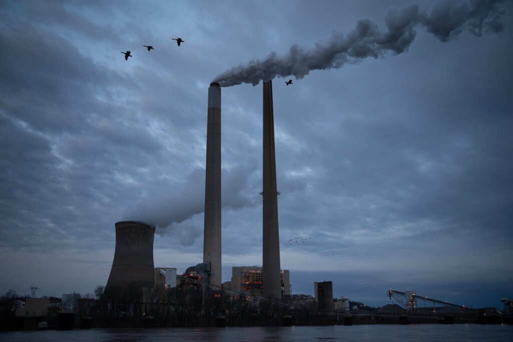 US is a big reason for the world losing ground in the fight against climate change, UN report says